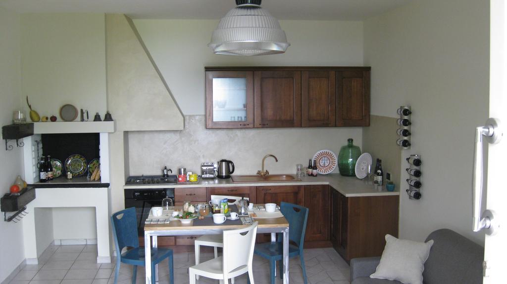 Holiday Home Cannubi In ברולו מראה חיצוני תמונה