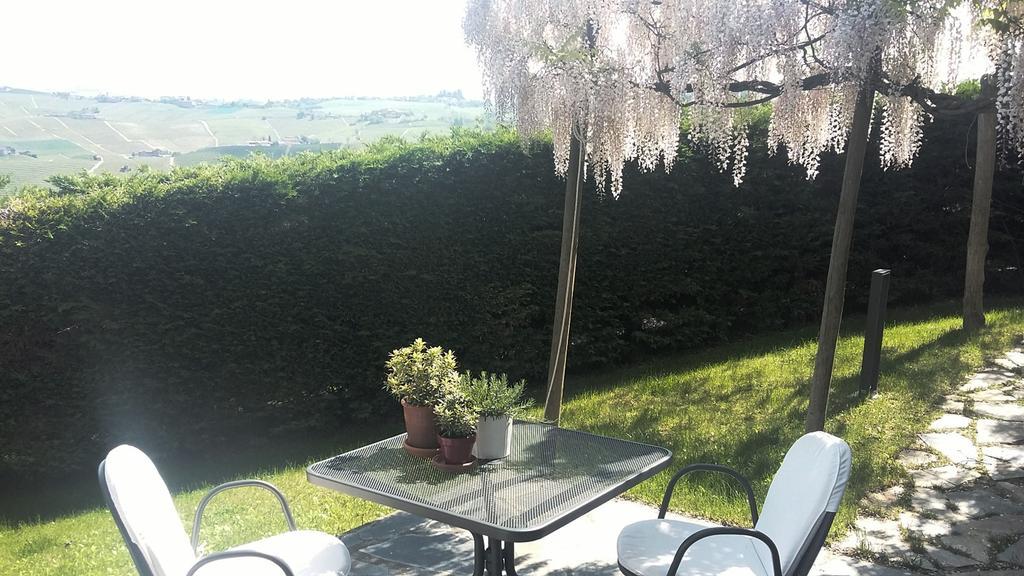 Holiday Home Cannubi In ברולו מראה חיצוני תמונה